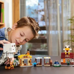 Sale LEGO Minecraft The Ghast Balloon Village Attack Set