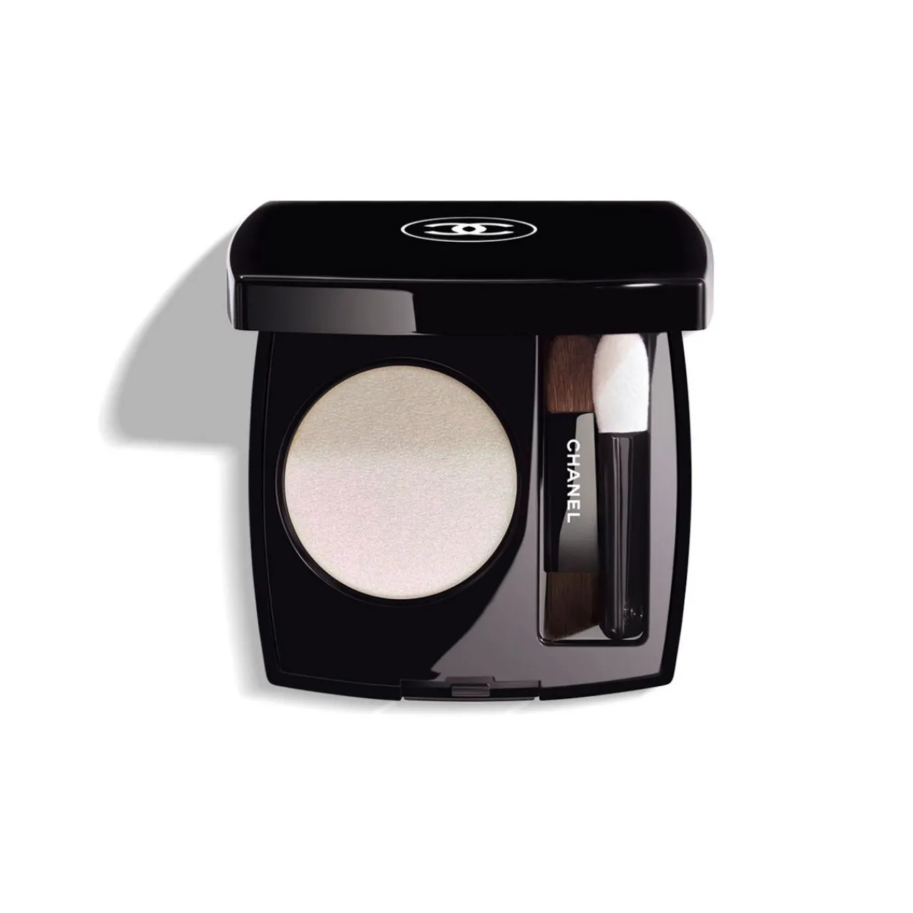 New CHANEL Multi-Use Longwearing Eyeshadow