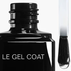 New CHANEL Nail Colour