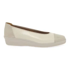Petunia Patent Accent Wedges
