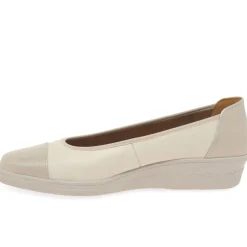 Petunia Patent Accent Wedges