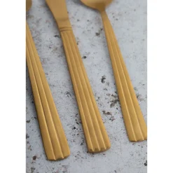 Discount MIKASA 16-Piece Stainless Steel Cutlery Set Gift Box