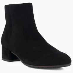 Pippie Low Heel Ankle Boots
