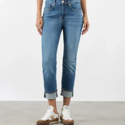 Relaxed Skinny Jeans