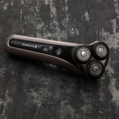 Remington  X7 Limitless Rotary Shaver