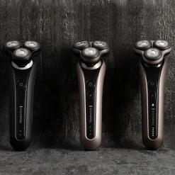 Remington  X7 Limitless Rotary Shaver