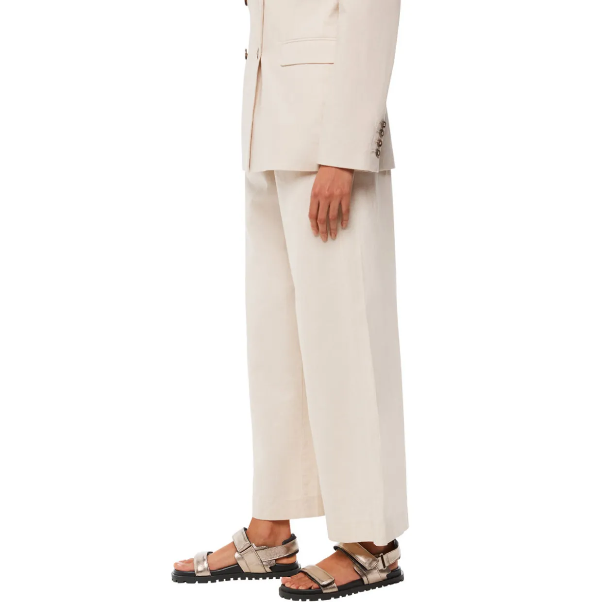 Ria Sporty Flat Sandals