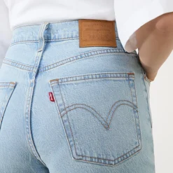 Ribcage Super High-Rise Straight Leg Jeans