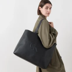 New CALVIN KLEIN Sculpted Slim Tote Bag