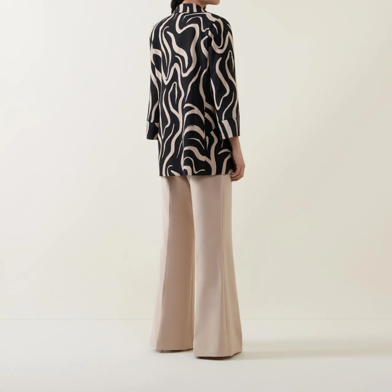 Best JOSEPH RIBKOFF Seersucker Abstract Blazer