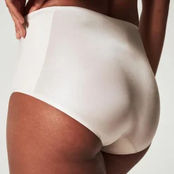 Discount SPANX Shaping Satin Light Control Briefs