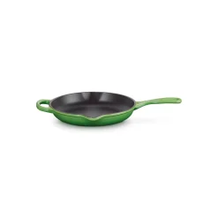 New LE CREUSET Signature Cast Iron Frying Pan With Metal Handle 23cm