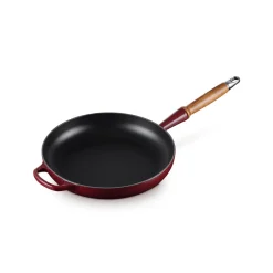 Fashion LE CREUSET Signature Cast Iron Frying Pan With Wooden Handle 28cm