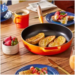 Signature Cast Iron Sauté Pan 28cm