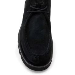 Skiff Suede Chukka Boots