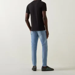 Slim Base T-Shirt