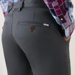 Clearance GANT Slim Twill Chinos