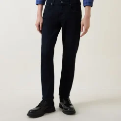 Slimmy Luxe Performance Tapered-Leg Jeans