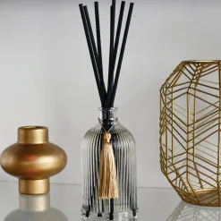 Online MADEBYZEN Smoked Wood & Amber Riad Collection Reed Diffuser 500ml