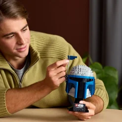 Hot LEGO Star Wars™ Jango Fett™ Helmet Model Kit