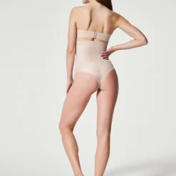 Suit Your Fancy Medium Control High-Waisted Thong