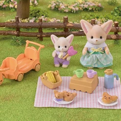 Hot SYLVANIAN FAMILIES Sunny Picnic Set: Fennec Fox Sister & Baby