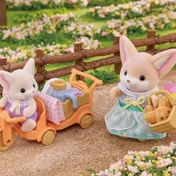 Hot SYLVANIAN FAMILIES Sunny Picnic Set: Fennec Fox Sister & Baby