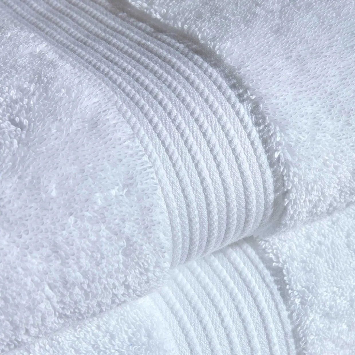 Supreme Hygro Towel White