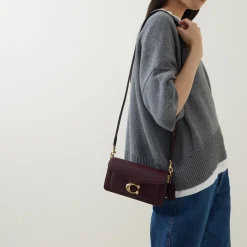 Tabby 20 Shoulder Bag