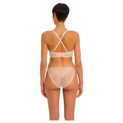 Tailored Moulded Strapless Bra