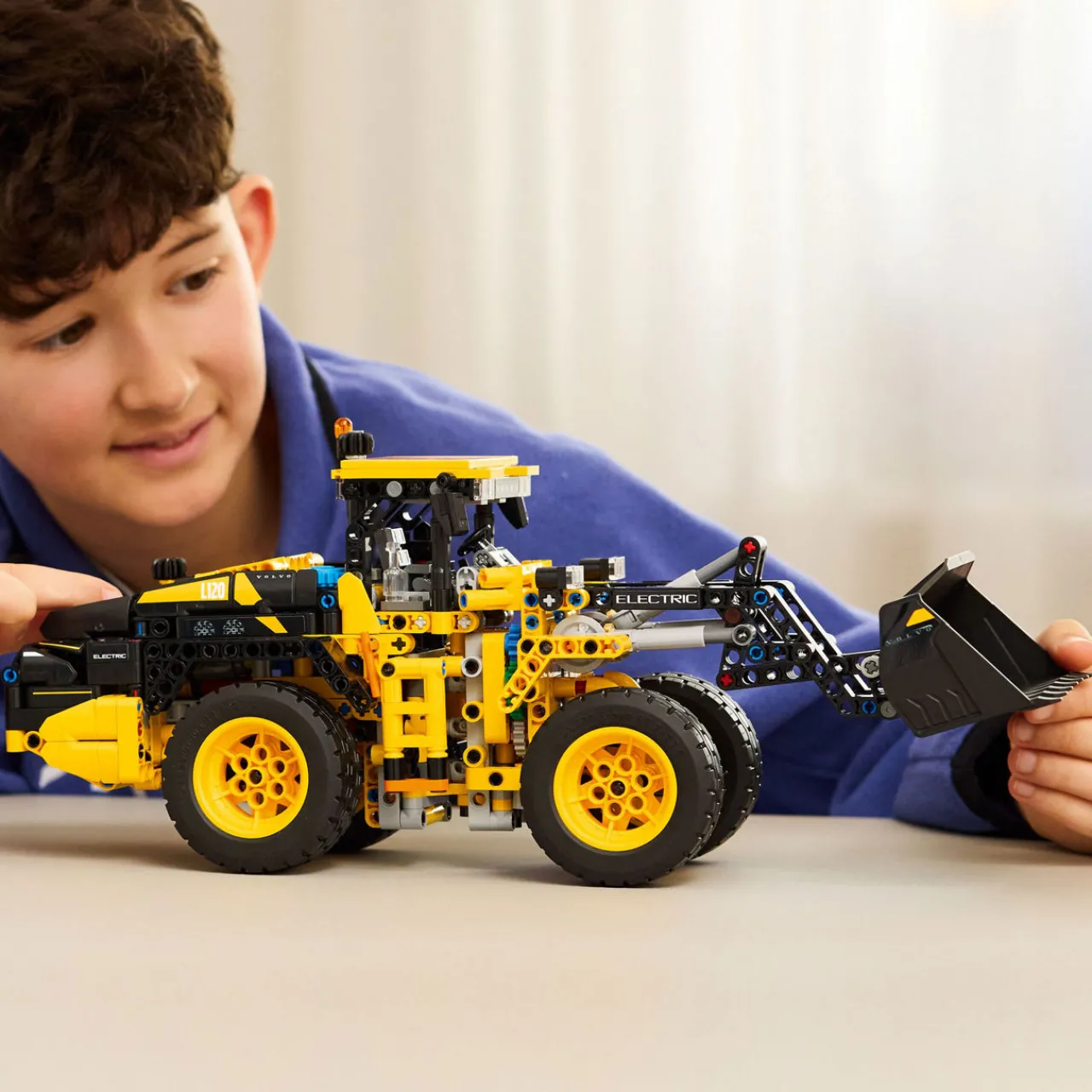 Clearance LEGO Technic Volvo L120 Electric Wheel Loader