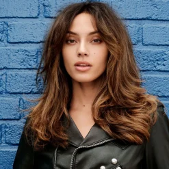 Hot BUMBLE AND BUMBLE Thickening Dryspun Texture Spray Light