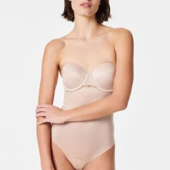 Thinstincts® 2.0 Medium Control High Waisted Thong