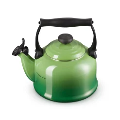 Traditional Kettle with Fixed Whistle 2.1L Bamboo Green