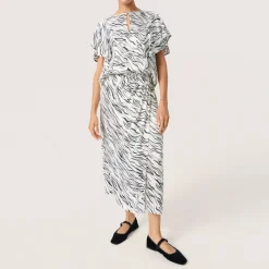 Fashion SOAKED IN LUXURY Vinka Printed Skirt