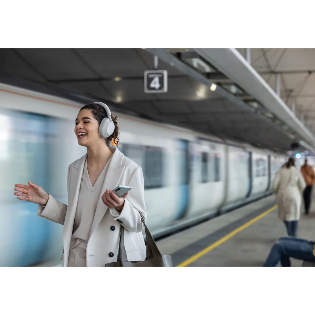 WH-1000XM5 Noise Cancelling Headphones