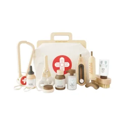 New LE TOY VAN Wooden Animal Vet Set